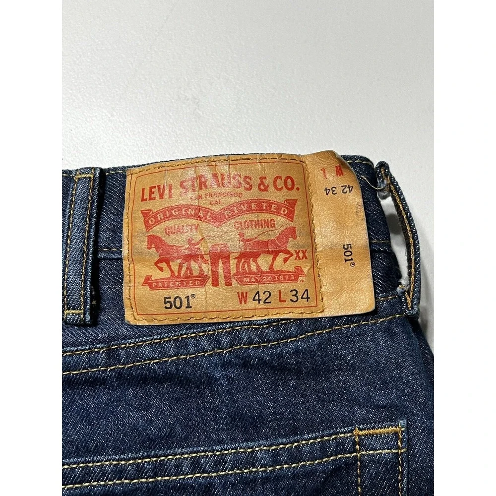 Levis elevate your